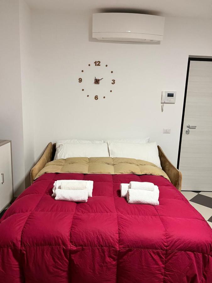 Basilicata Host To Host -home 2 Punto 0 - Apartment Matera
